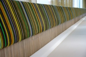 Banquette dossier en bois